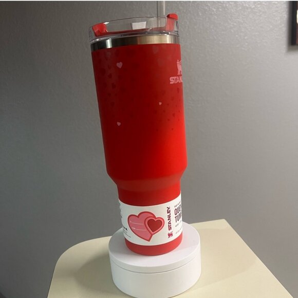 Red Ruby Hearts, 40 oz Stanley, Valentine's edition, The Flowstate Quencher, New - Picture 11 of 13